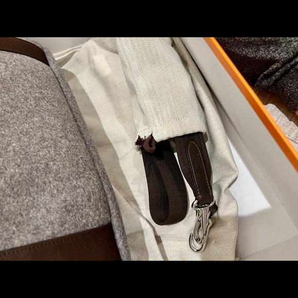 Hermès Beach Travel Grooming Bag. Authentic. Comes with everything! BNIB. - Picture 13 of 14